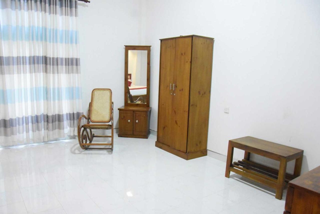 Thinaya Lake Resort Anuradhapura Zewnętrze zdjęcie
