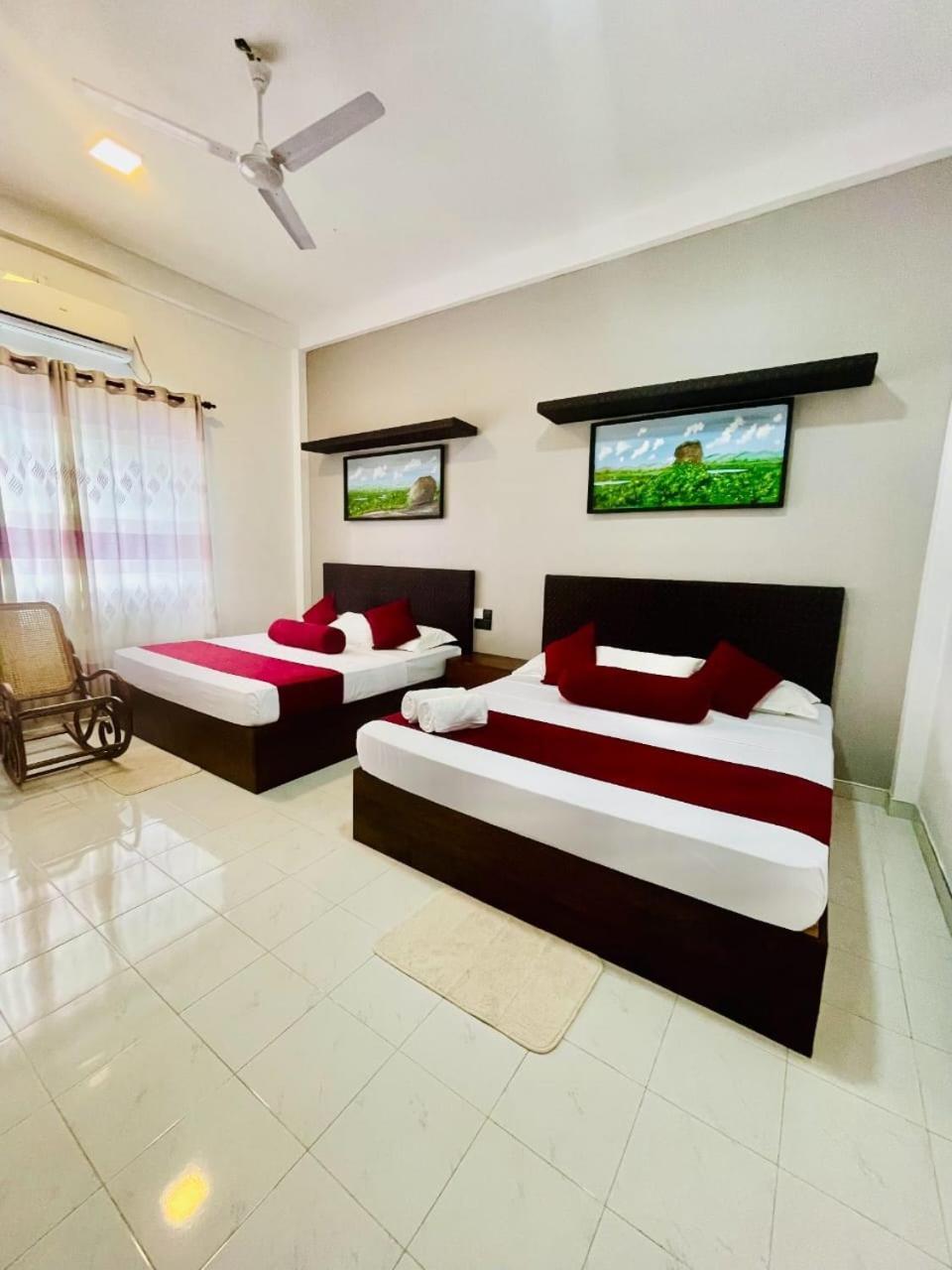 Thinaya Lake Resort Anuradhapura Zewnętrze zdjęcie